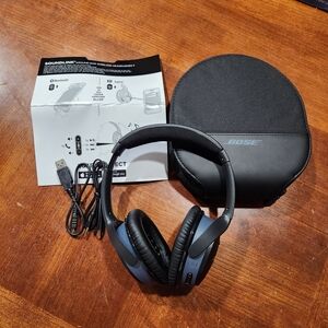 Bose Soundlink 2 Wireless Headphones with Case